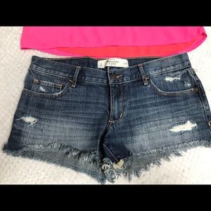 Ambercrombie & Fitch size 6